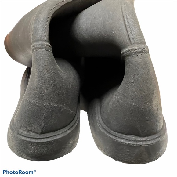 TREDS Super Tough 17" Pull-On Stretch Rubber Overboots - Picture 9 of 10